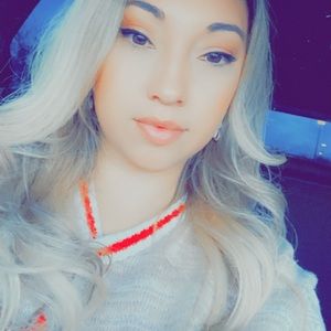 Meet your Posher, Regina